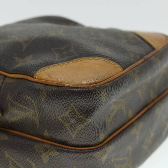 LOUIS VUITTON Monogram Amazon Shoulder Bag - Picture 11 of 16